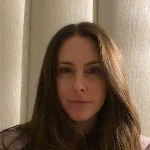 Meet your Posher, Cara